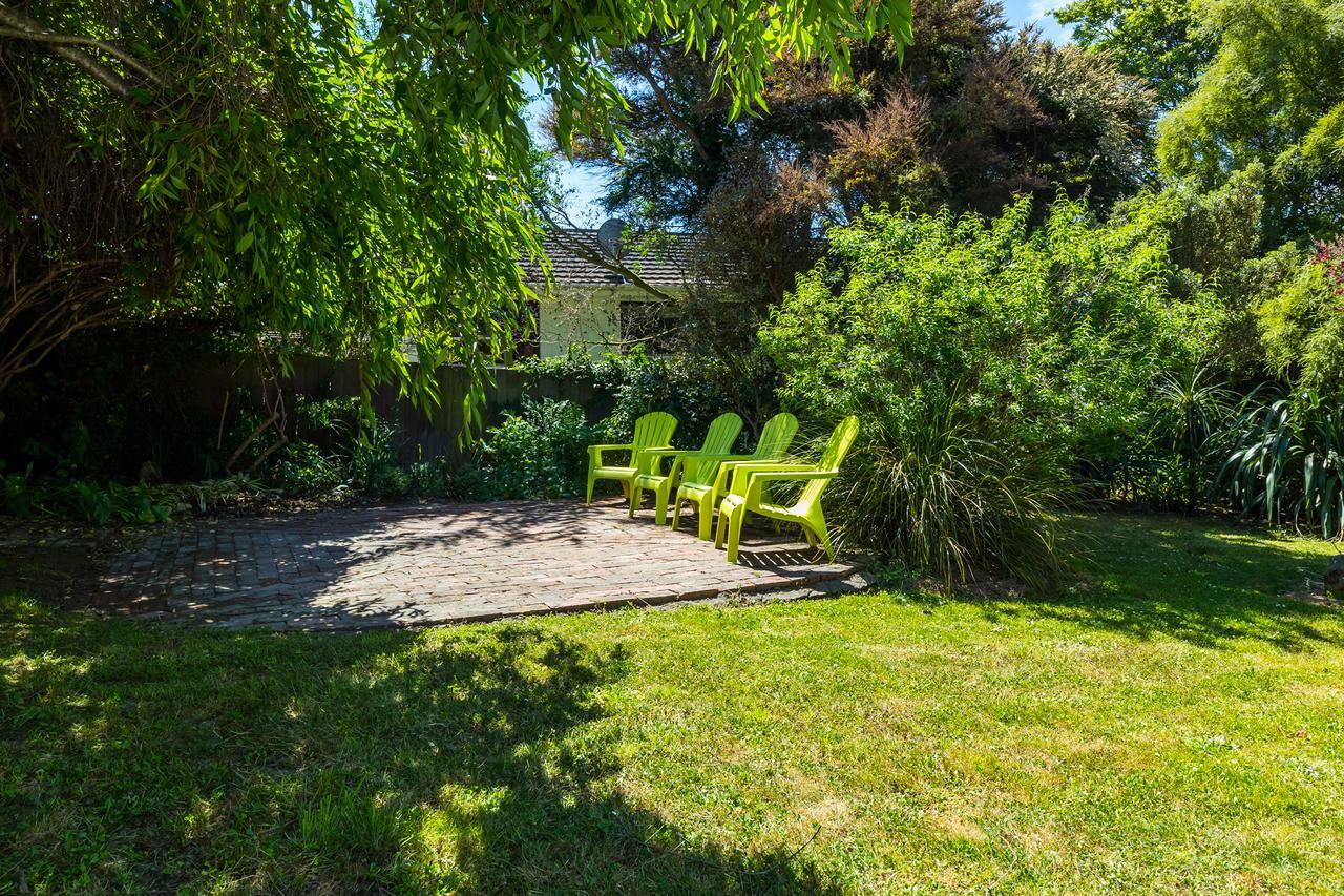 The Sanctuary Beach Side And Spa Timaru Extérieur photo